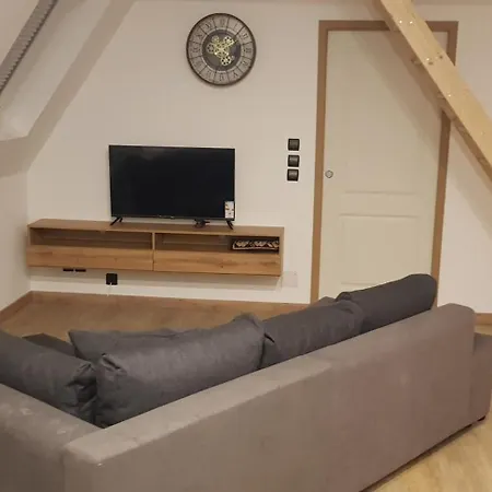 Apartamento Jolie F3 Duplex 2 *